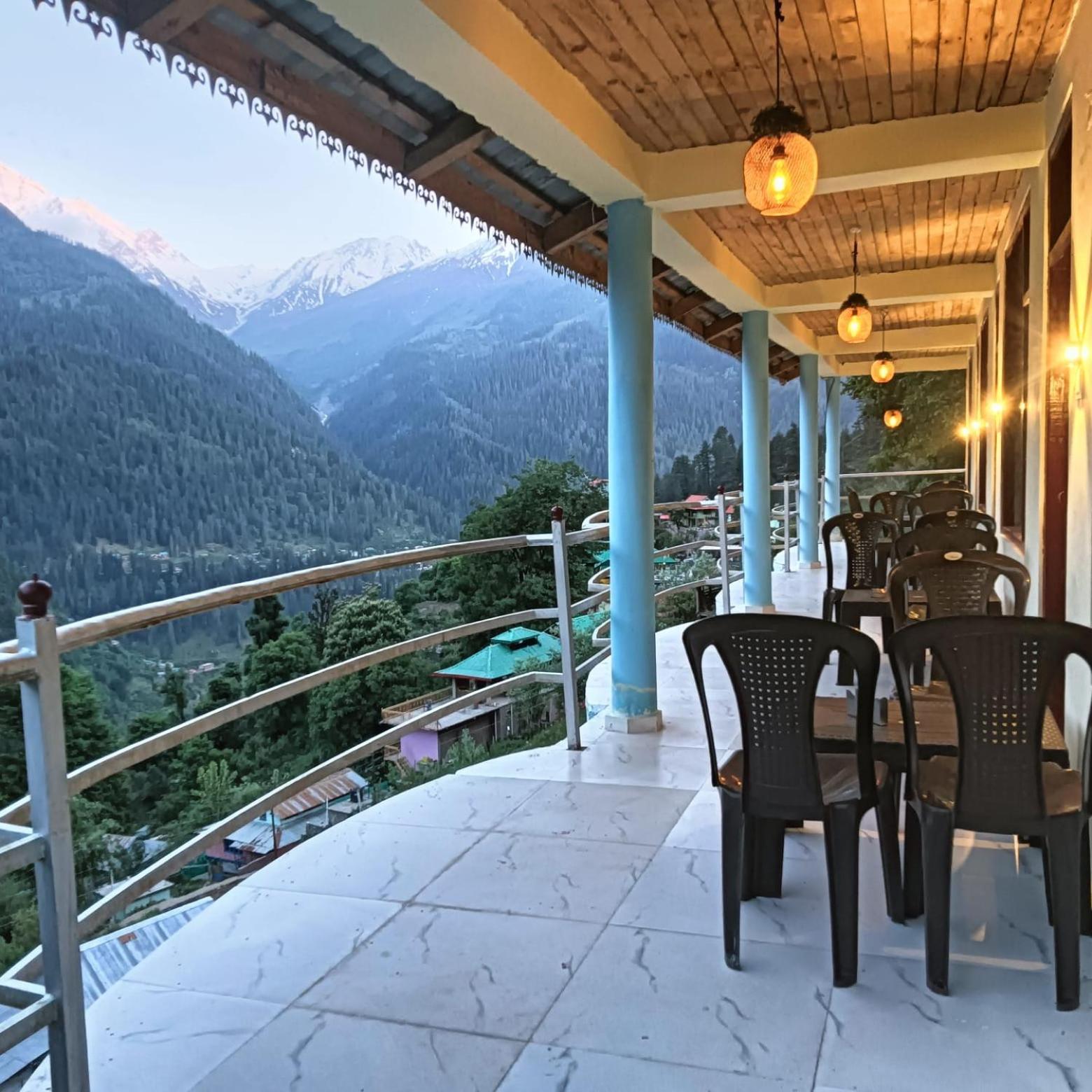 Aditya Guest House Tosh Buitenkant foto